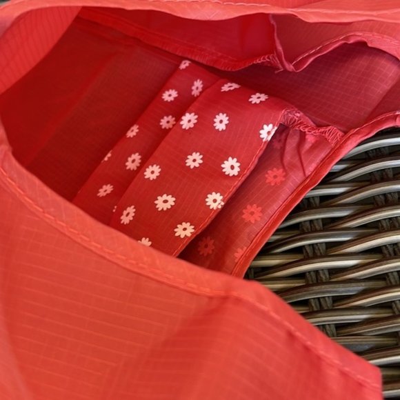 Kate Spade Tote Floral Red Multi - Picture 11 of 16